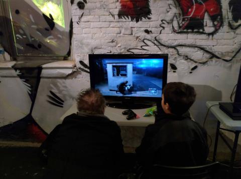 Gaming w/ friends