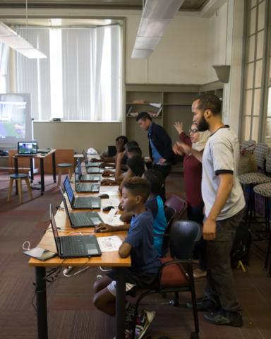Kreston helping students get setup